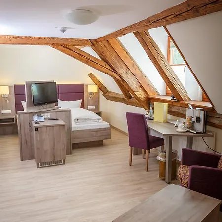 Akzent Sternen 酒店 乌尔丁根-米尔霍芬