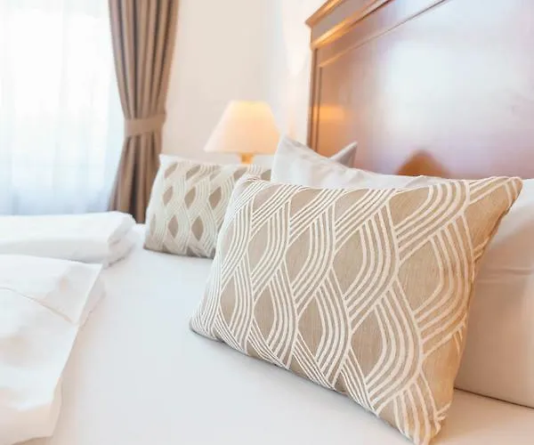 Akzent Sternen 3* الدنغن مولهوفن